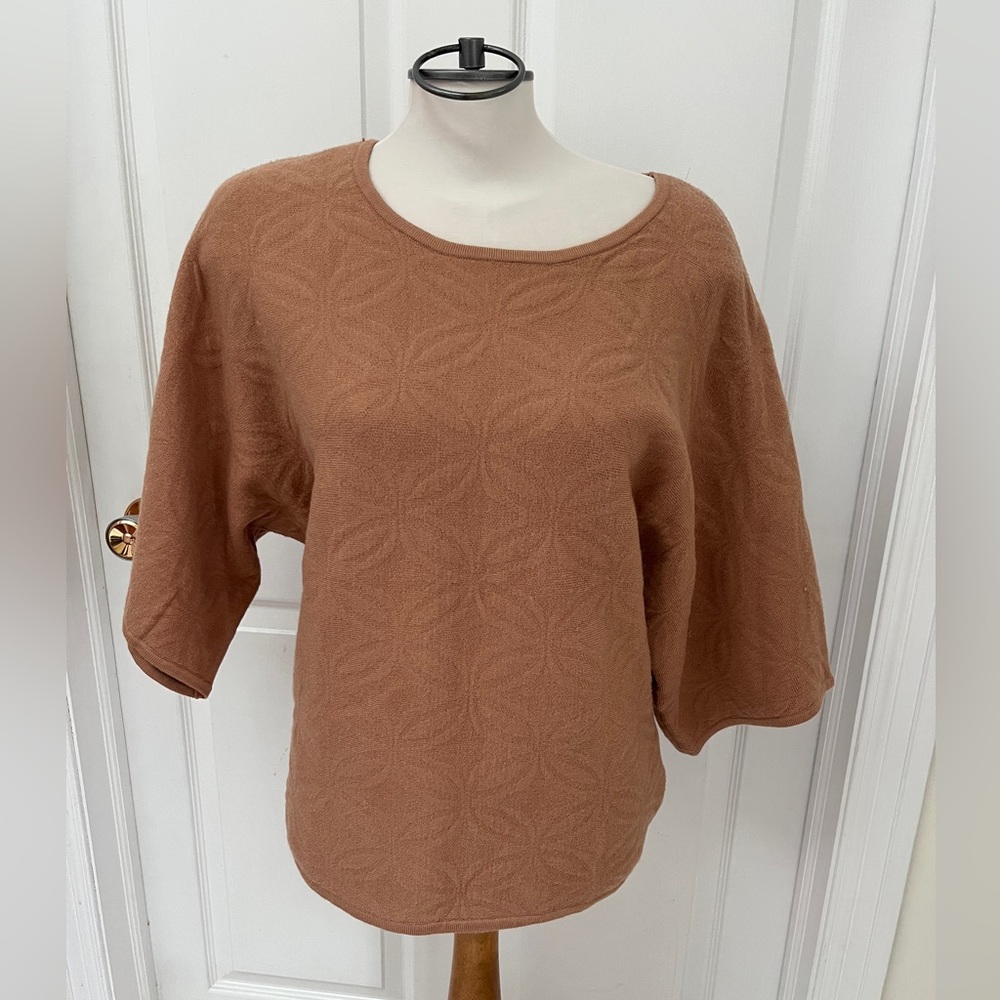 NWT Adrianne Vittadini sweater size large